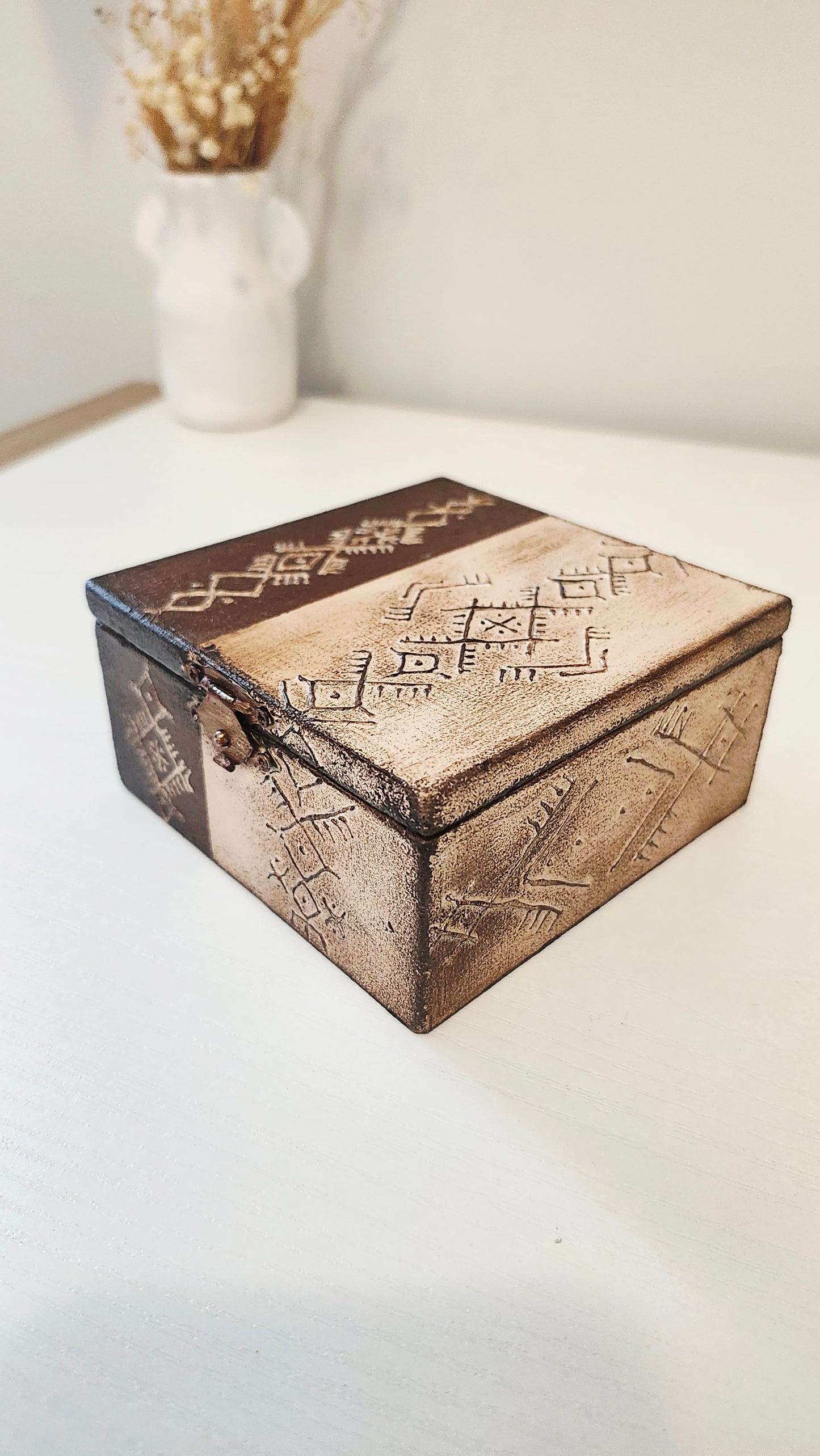 Coffre décoratif Berbère artisanal