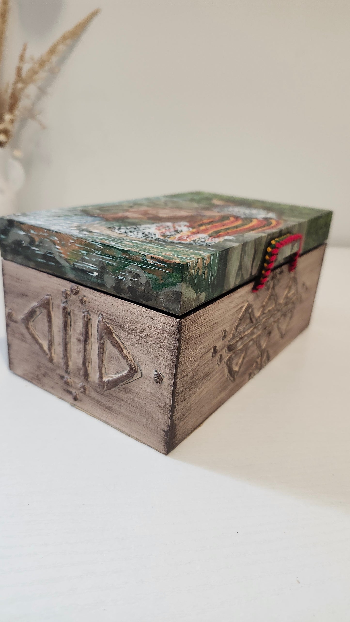 Coffre berbère artisanal