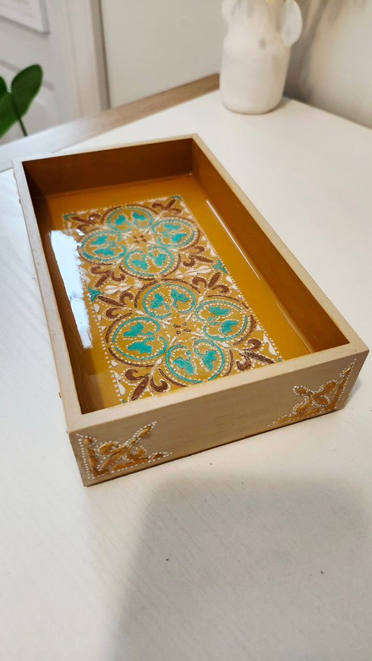 petit plateau / vide-poche en bois peint à la main