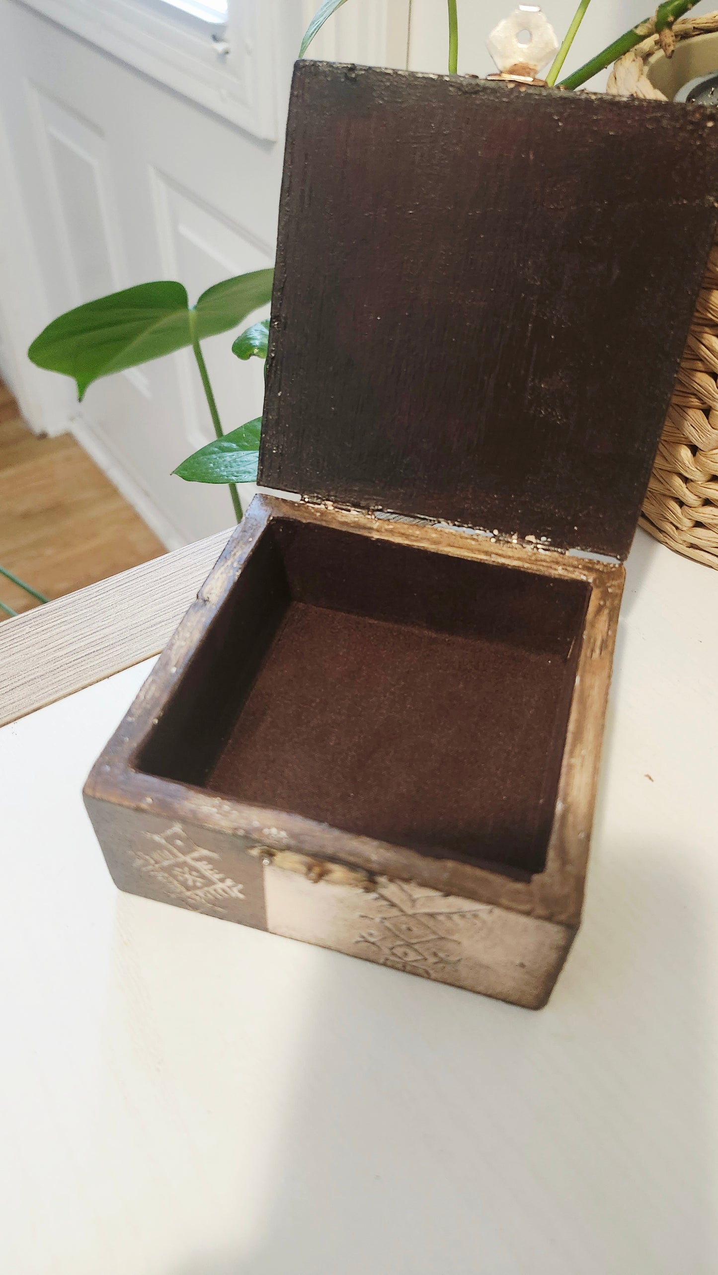 Coffre décoratif Berbère artisanal