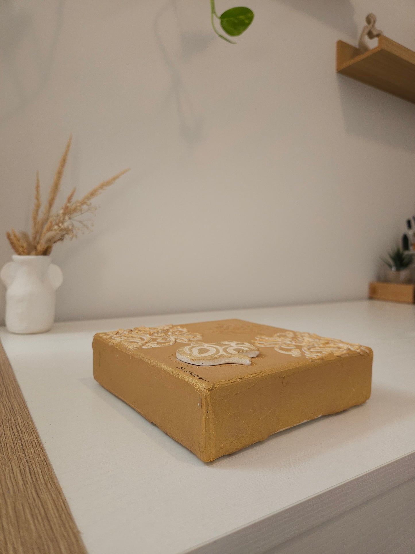 Toile décorative Hamsa dorée 3D